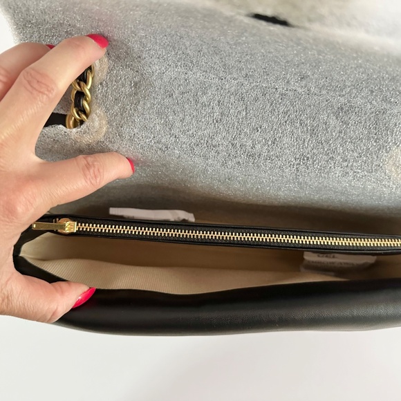 Coach - Tabby Shoulder Bag 26 With Quilting And Floral Print - Picture 10 of 14